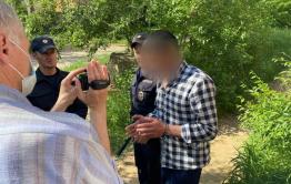 Обвиняемый в изнасиловании двух мальчиков в Чите сломал окно в своей камере в СИЗО