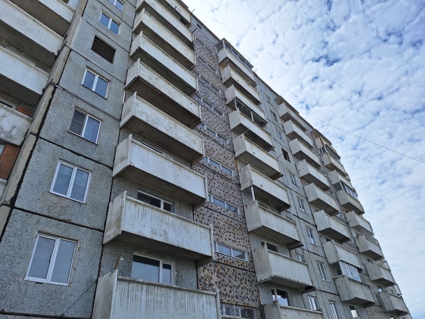 Жильцы «падающего» дома в Чите получают выплаты на новое жилье