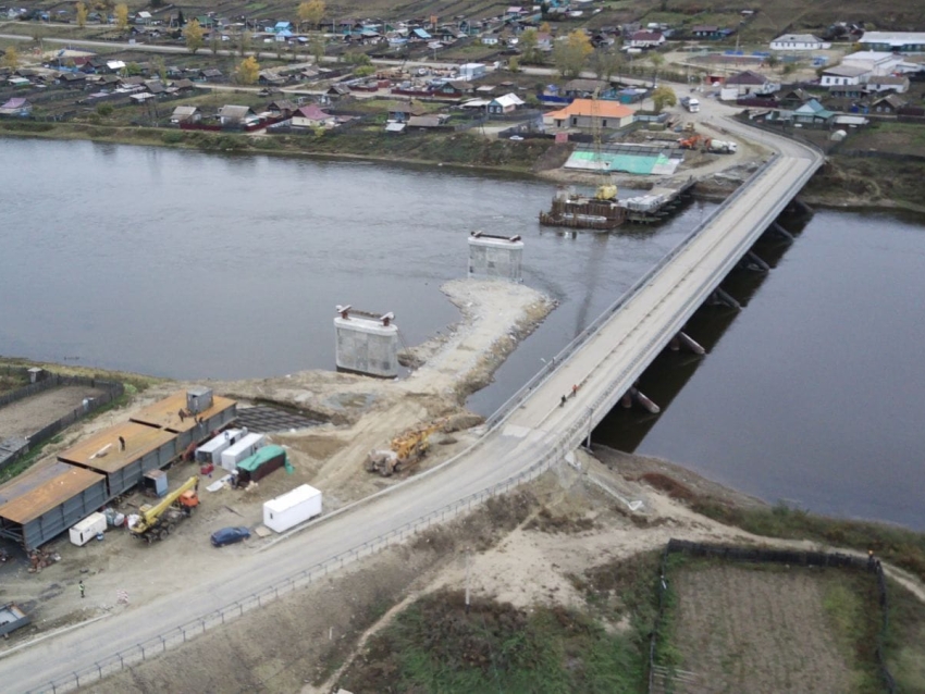 Все опоры моста через реку Ингода в Дарасуне будут готовы к началу ноября