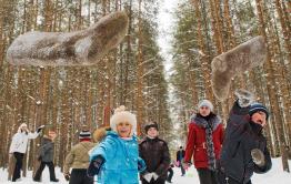 Не подшиты, стареньки: Метать валенки будут сегодня на Арахлее