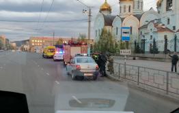 Полиция, пожарные и скорые оцепили остановку возле храма из-за бесхозной сумки в Чите