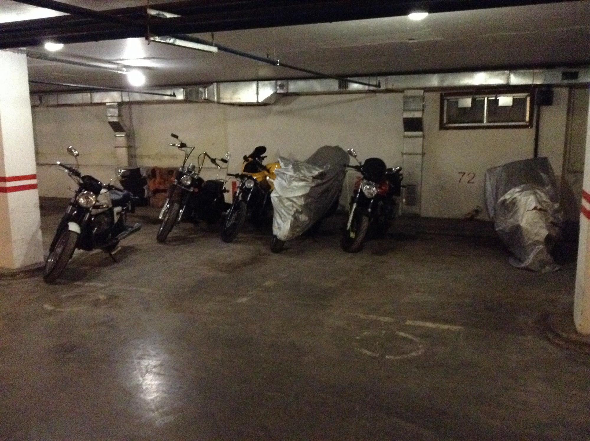 Охранник украл мотоцикл с одной из стоянок Читы и пытался его продать