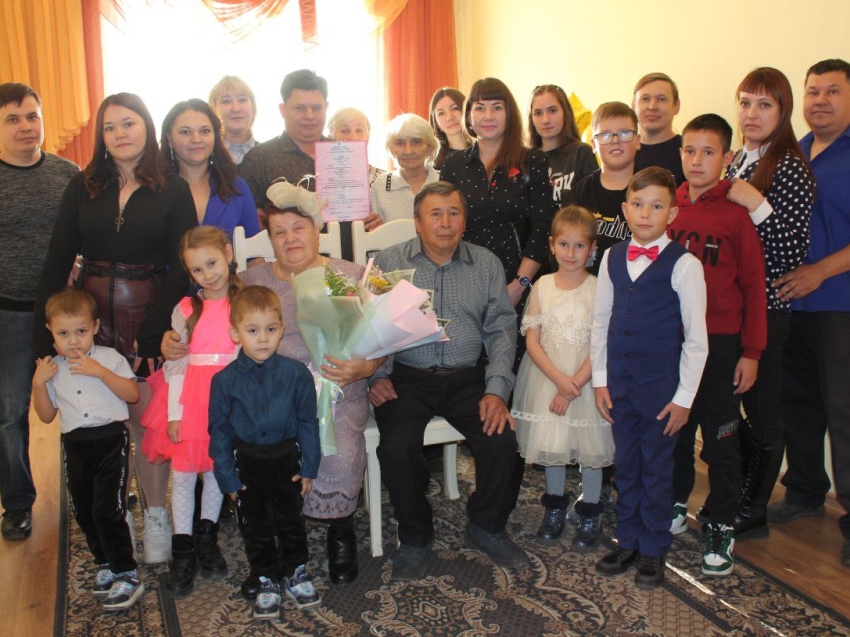 Супруги из Чернышевска отметили золотой юбилей свадьбы