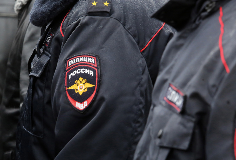 В Забайкалье два полицейских подкинули своему знакомому наркотики, чтобы повысить показатель выявления преступлений