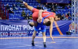 Уроженцы Забайкалья завоевали золото и серебро Чемпионата России по греко-римской борьбе