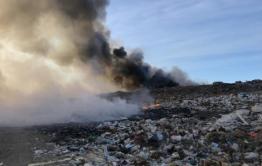 Власти ввели режим ЧС из-за пожара на читинской свалке