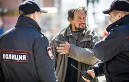 Полицейские и следователи проверили более 300 бомжей, чтобы раскрыть убийство двухлетней давности