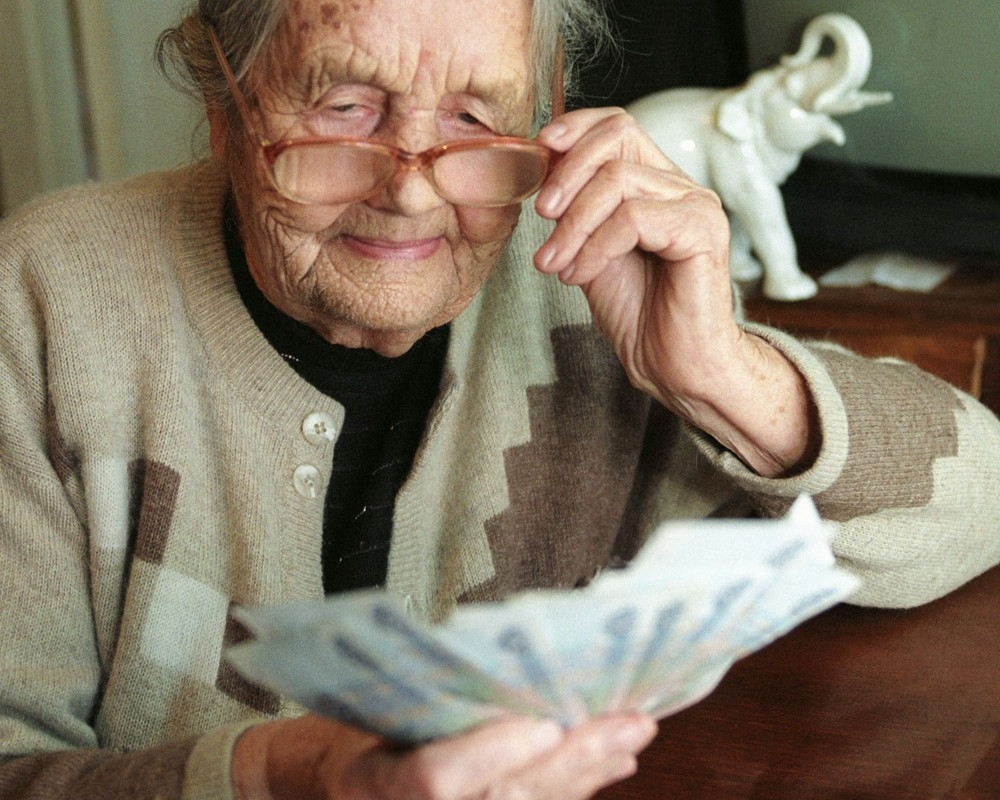 Госдума предложила ввести постоянные предновогодние выплаты для пенсионеров
