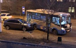  Автобус из серии «Жить в Чите классно» попал в ДТП