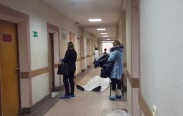 В Краснокаменске мужчина приехал в больницу на медкомиссию и умер там