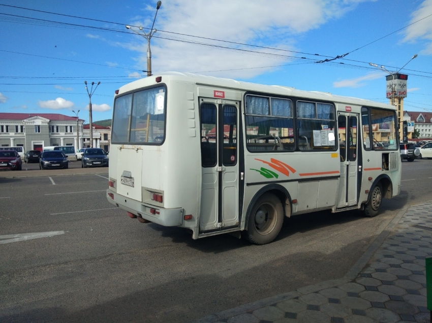 Сотрудники ГИБДД остановили нетрезвого водителя автобуса в Оловяннинском районе