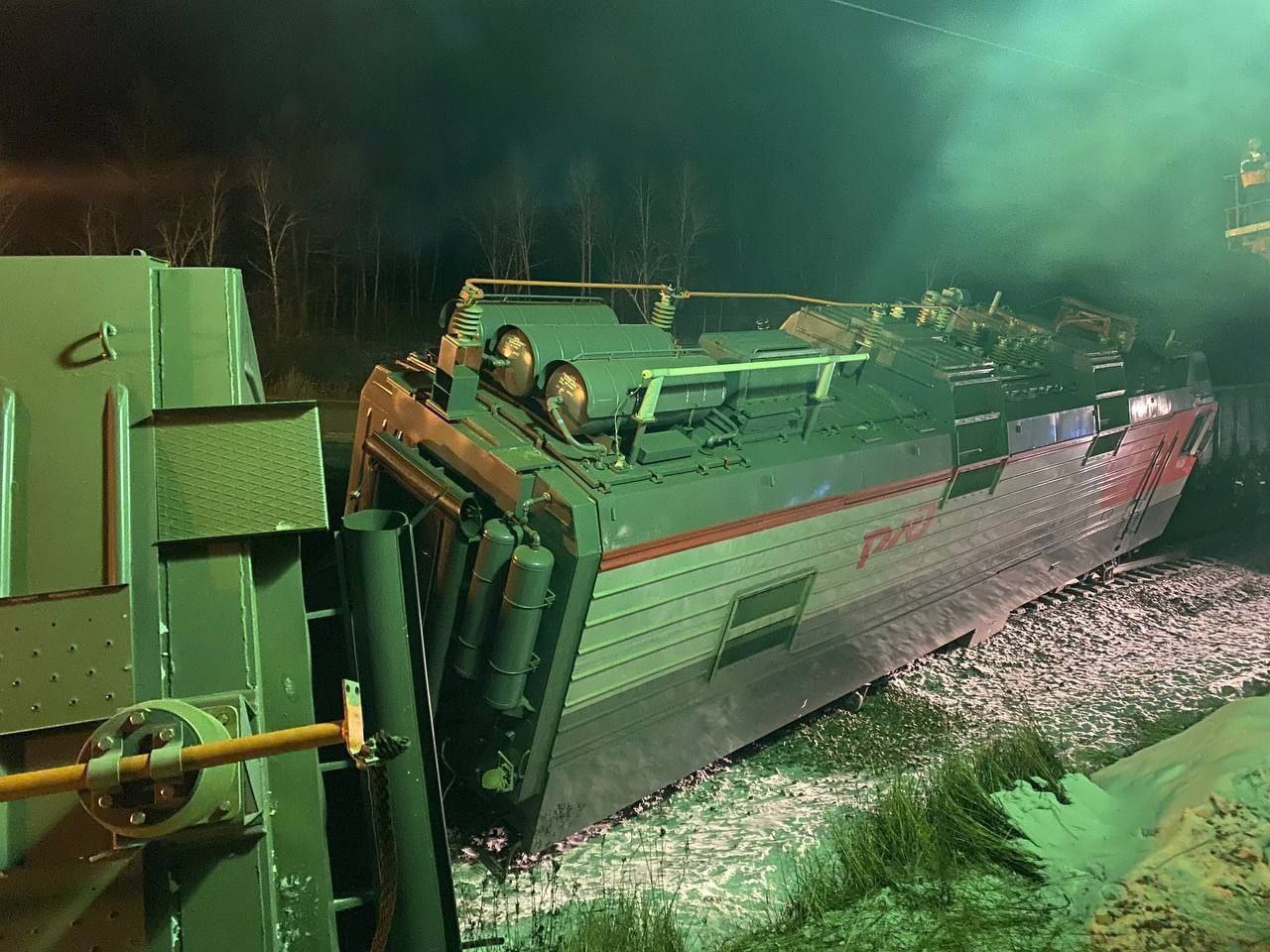 Столкновение с порожним поездом - причина схода вагонов на ЖД в Забайкалье